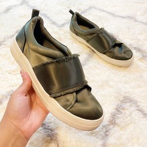 Steve Madden Green Silk Material Slip on Sneakers Shoes size 10